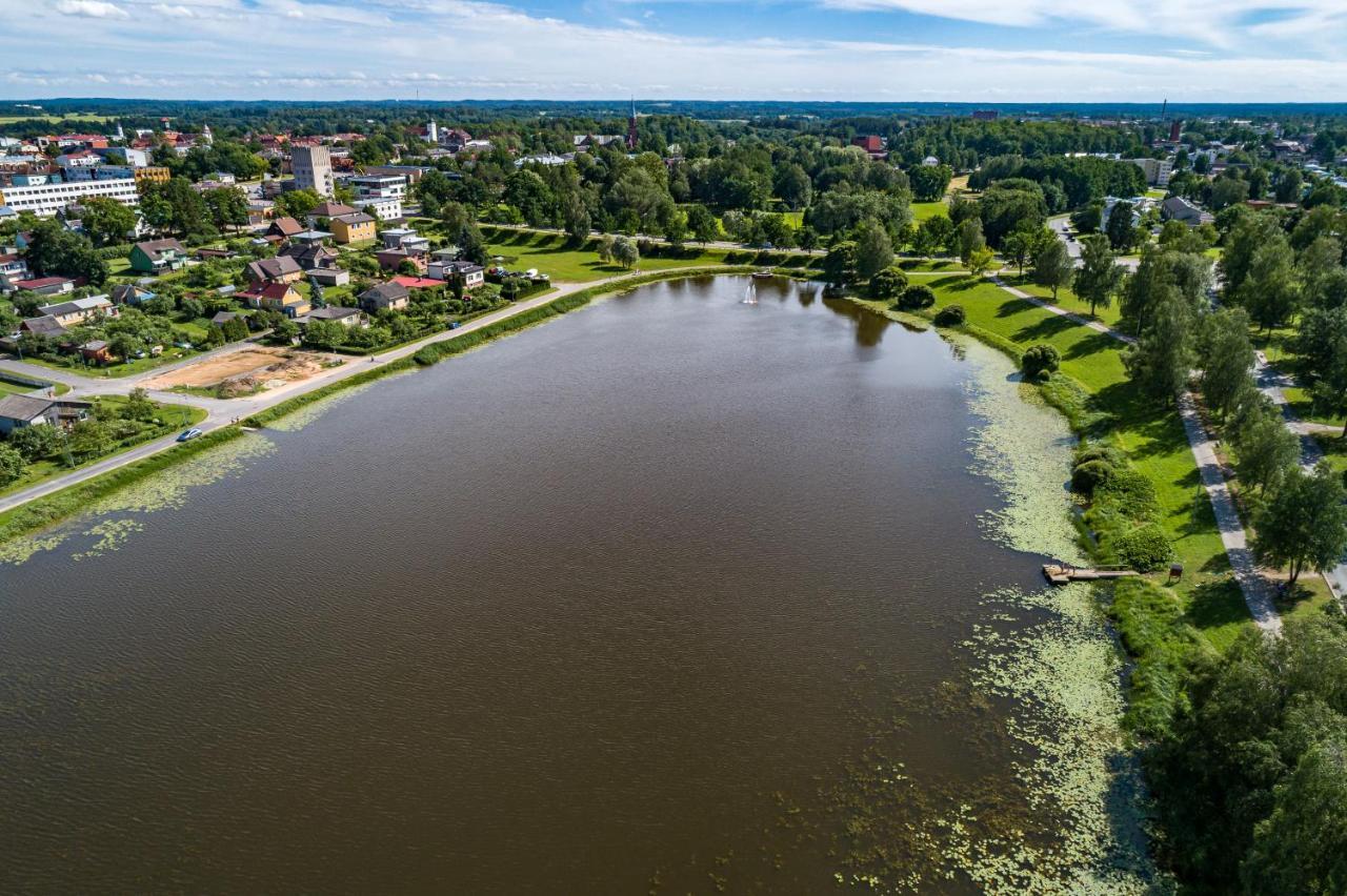 ויליאנדי Lakeview Beach Apartment In Viljandi מראה חיצוני תמונה